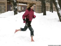 Feet - Ira E - 2013-11-11 Barefoot and happy