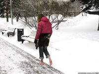 Feet - Ira E - 2013-11-11 Barefoot and happy