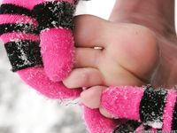 Feet - Ira E - 2013-11-11 Barefoot and happy