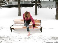 Feet - Ira E - 2013-11-11 Barefoot and happy