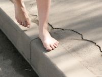 Feet - Iren - 2007-05-26 A Busy barefoot day