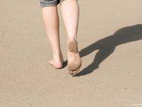 Feet - Iren - 2007-05-26 A Busy barefoot day