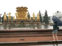 Feet - Irina - 2005-08-23 Barefoot walk under the rain