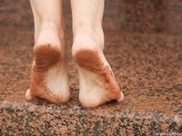 Feet - Irina - 2005-08-23 Barefoot walk under the rain