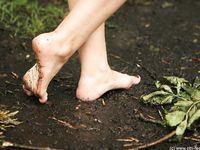 Feet - Irina - 2005-08-23 Barefoot walk under the rain