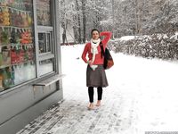 Feet - Irina A - 2015-08-27 Barefoot in the winter city