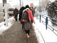Feet - Irina A - 2015-08-27 Barefoot in the winter city