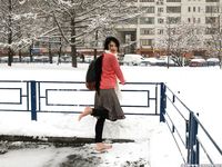 Feet - Irina A - 2015-08-27 Barefoot in the winter city