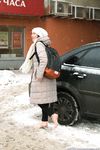Feet - Irina A - 2015-08-27 Barefoot in the winter city