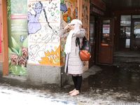 Feet - Irina A - 2015-08-27 Barefoot in the winter city