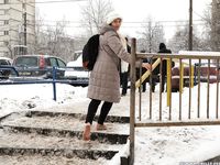 Feet - Irina A - 2015-08-27 Barefoot in the winter city