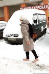 Feet - Irina A - 2015-08-27 Barefoot in the winter city