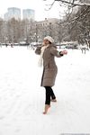 Feet - Irina A - 2015-08-27 Barefoot in the winter city
