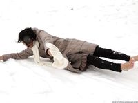 Feet - Irina A - 2015-08-27 Barefoot in the winter city