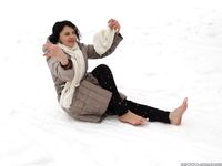 Feet - Irina A - 2015-08-27 Barefoot in the winter city