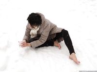 Feet - Irina A - 2015-08-27 Barefoot in the winter city