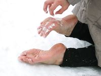 Feet - Irina A - 2015-08-27 Barefoot in the winter city