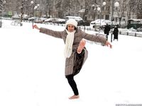 Feet - Irina A - 2015-08-27 Barefoot in the winter city