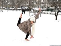 Feet - Irina A - 2015-08-27 Barefoot in the winter city