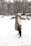 Feet - Irina A - 2015-08-27 Barefoot in the winter city