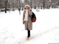 Feet - Irina A - 2015-08-27 Barefoot in the winter city