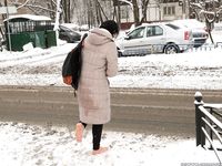 Feet - Irina A - 2015-08-27 Barefoot in the winter city