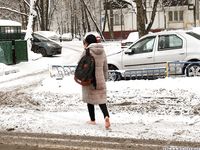 Feet - Irina A - 2015-08-27 Barefoot in the winter city