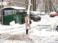 Feet - Irina A - 2015-08-27 Barefoot in the winter city