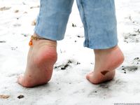 Feet - Irina B - 2016-05-04 From home without shoes