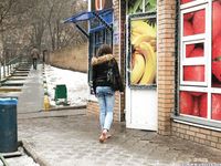 Feet - Irina B - 2016-05-04 From home without shoes