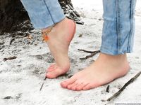 Feet - Irina B - 2016-05-04 From home without shoes