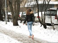 Feet - Irina B - 2016-05-04 From home without shoes