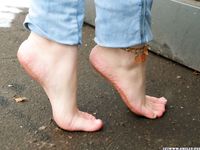 Feet - Irina B - 2016-05-04 From home without shoes