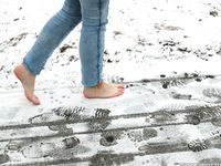 Feet - Irina B - 2016-05-04 From home without shoes