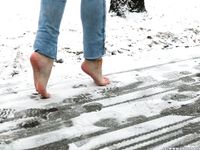 Feet - Irina B - 2016-05-04 From home without shoes