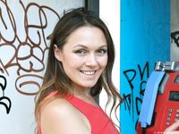 Feet - Irina C -2017-03-11 A coquettish barefoot beauty