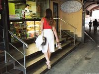 Feet - Irina C -2017-03-11 A coquettish barefoot beauty