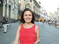 Feet - Irina C -2017-03-11 A coquettish barefoot beauty