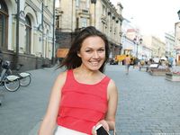 Feet - Irina C -2017-03-11 A coquettish barefoot beauty