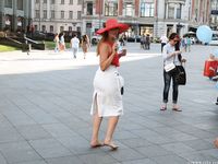 Feet - Irina C -2017-03-11 A coquettish barefoot beauty