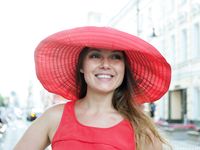 Feet - Irina C -2017-03-11 A coquettish barefoot beauty