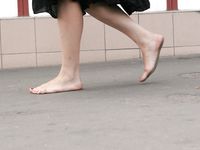 Feet - Irinka - 2009-10-07 Red-head barefoot beauty