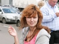 Feet - Irinka - 2009-10-07 Red-head barefoot beauty