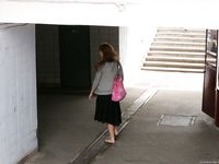 Feet - Irinka - 2009-10-07 Red-head barefoot beauty