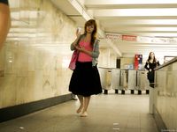 Feet - Irinka - 2009-10-07 Red-head barefoot beauty