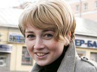 Feet - Janna - 2010-11-13 Autumn barefoot stroll