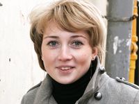 Feet - Janna - 2010-11-13 Autumn barefoot stroll