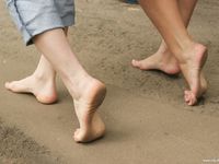 Feet - Jenya + Galya - 2007-05-06 Two barefoot beauties