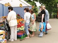 Feet - Jenya + Galya - 2007-05-06 Two barefoot beauties