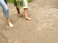 Feet - Jenya + Galya - 2007-05-06 Two barefoot beauties